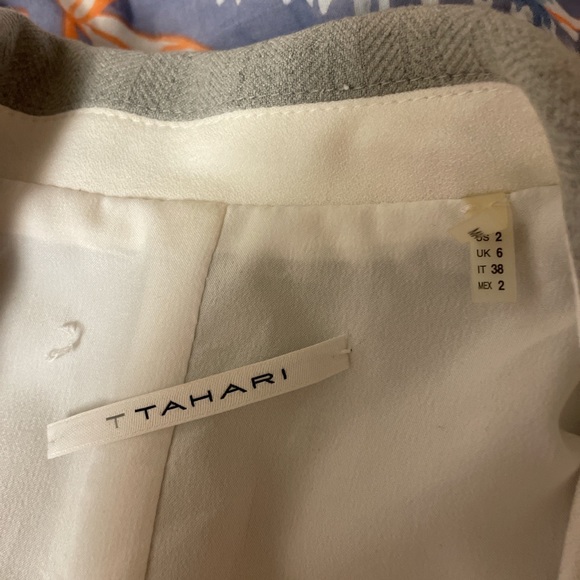 Grey and white cropped blazer - Picture 3 of 3